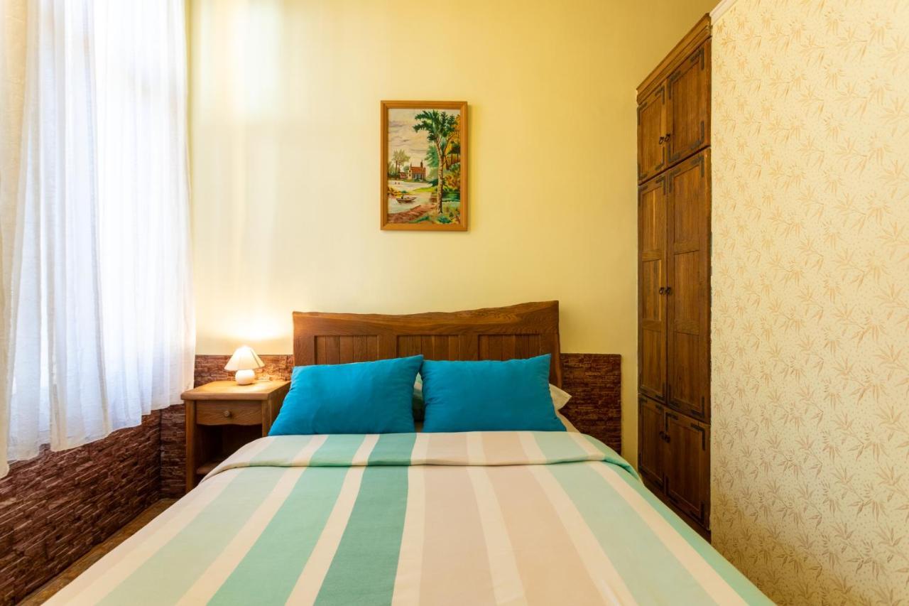 Kuca Za Odmor Baranjski Dvori Hotell Zmajevac Exteriör bild