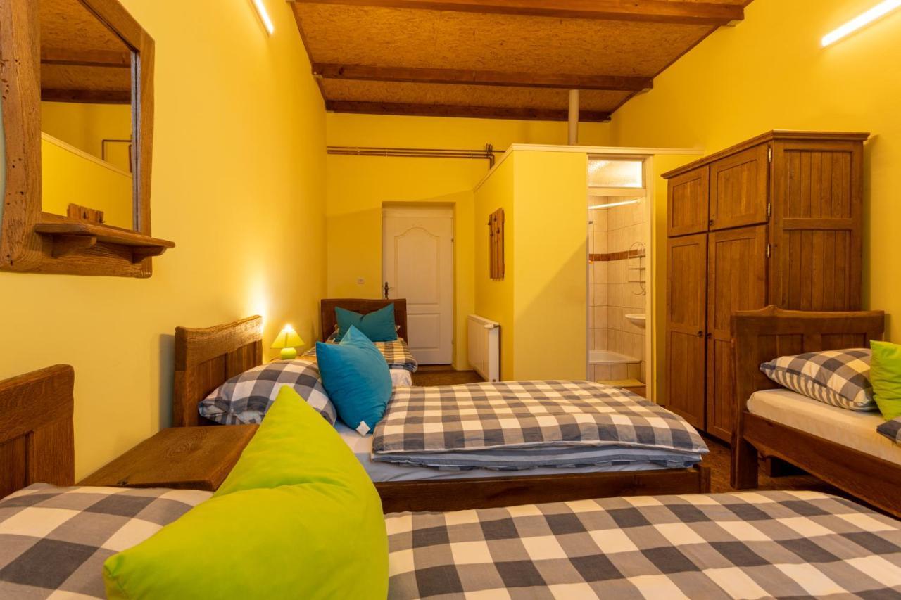 Kuca Za Odmor Baranjski Dvori Hotell Zmajevac Exteriör bild